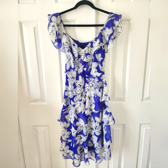 women's white and blue dress Zapaka Women Wedding Party Guest Dress White Blue Flower Pleated Spaghetti Straps A Line Bridesmaid Dress, White Blue Flower / US26W